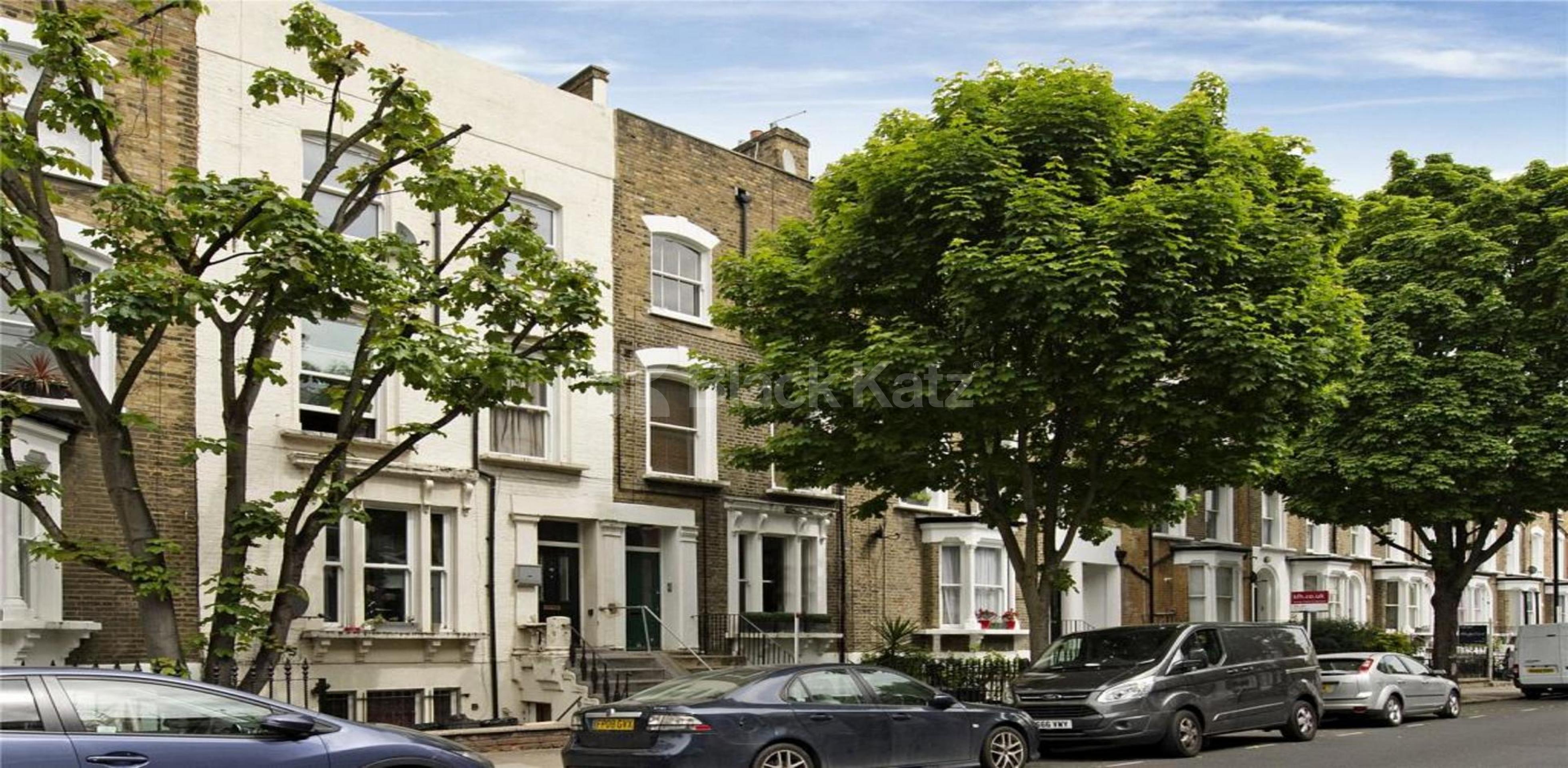 			3 Bedroom, 1 bath, 1 reception Apartment			 Grosvenor Avenue, CANONBURY-ISLINGTON N5